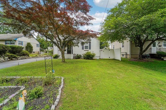 10 Ward Street, Suffern, NY 10901