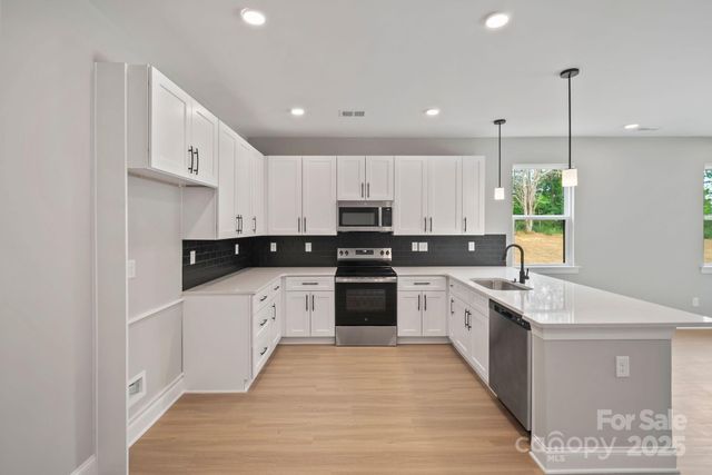 1619 Chambers Avenue, Kannapolis, NC 28083