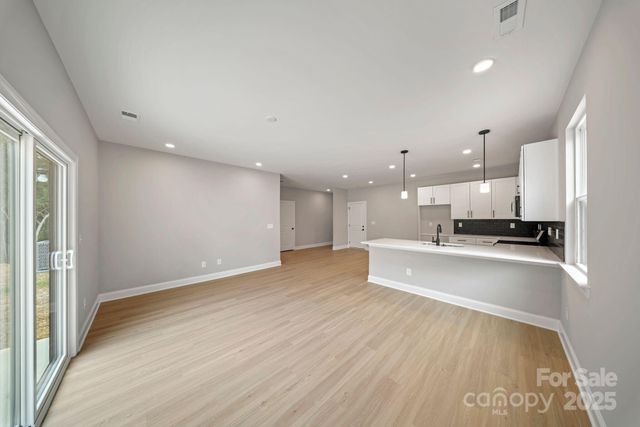 1619 Chambers Avenue, Kannapolis, NC 28083