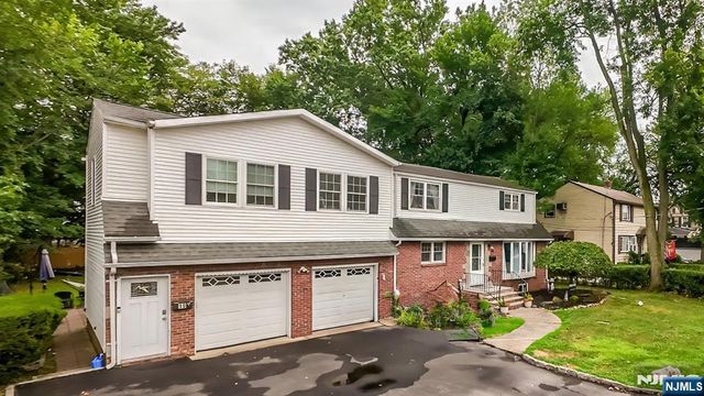19 Bedford Road, Dumont, NJ 07628