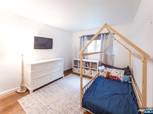 19 Bedford Road, Dumont, NJ 07628