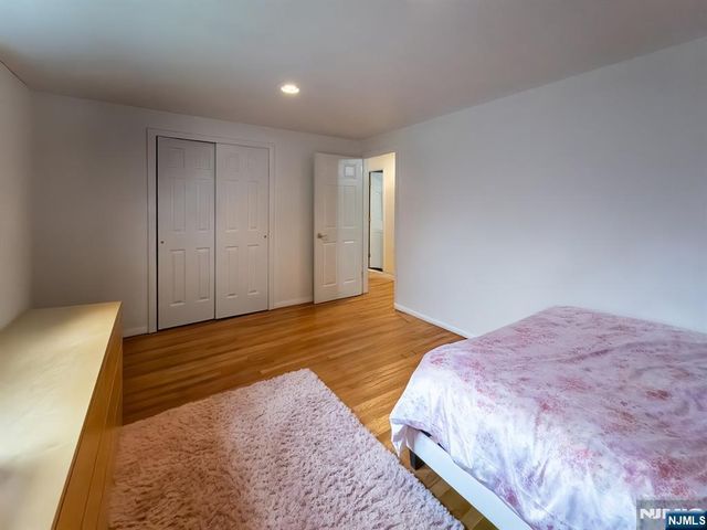 19 Bedford Road, Dumont, NJ 07628