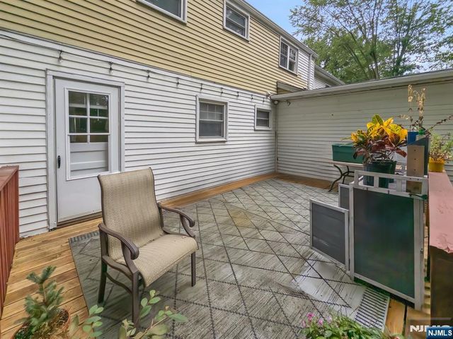 19 Bedford Road, Dumont, NJ 07628