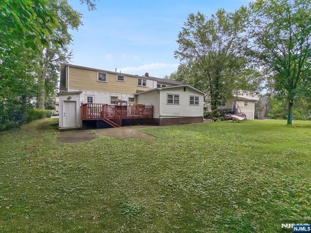 19 Bedford Road, Dumont, NJ 07628