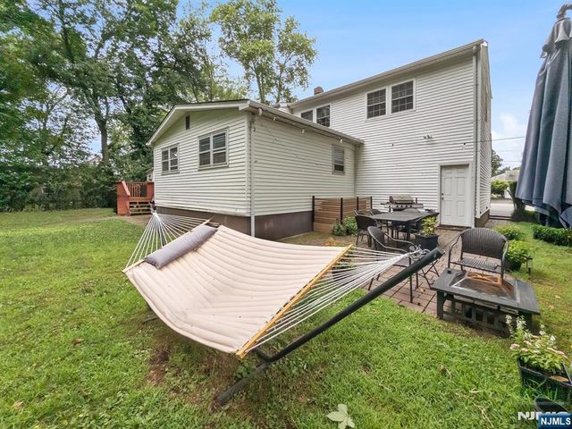 19 Bedford Road, Dumont, NJ 07628