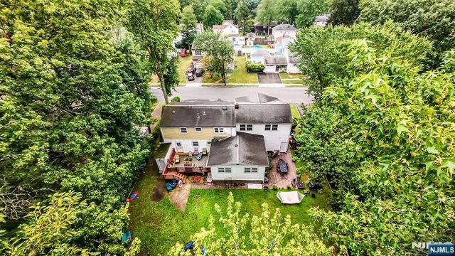 19 Bedford Road, Dumont, NJ 07628