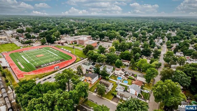 19 Bedford Road, Dumont, NJ 07628