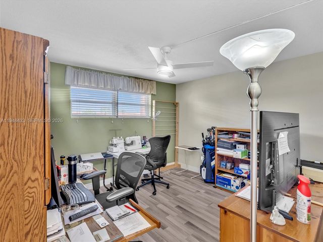 9420 S Hollybrook Lake Dr 302, Pembroke Pines, FL 33025