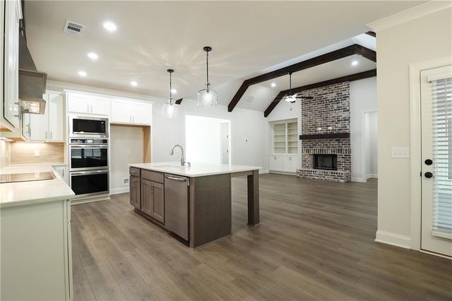 2124 Ella Springs Drive, Covington, GA 30014