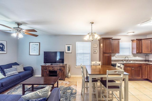 109 Sagewood Dr, Thibodaux, LA 70301