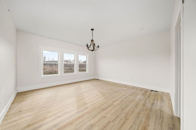 6584 Thomas Twin Oak Rd, Baxter, TN 38544