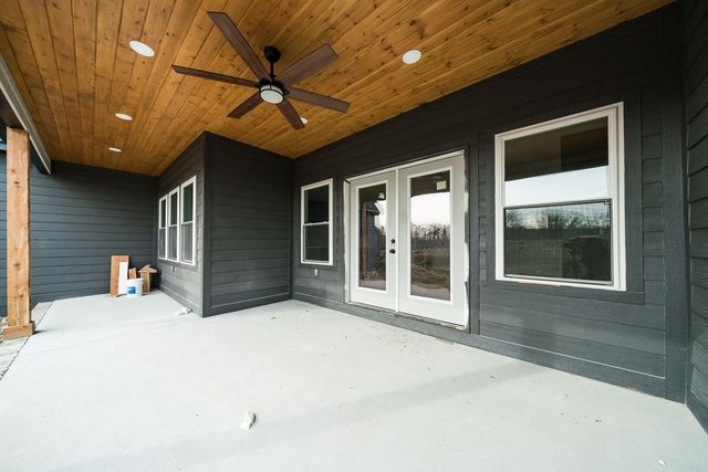 6584 Thomas Twin Oak Rd, Baxter, TN 38544