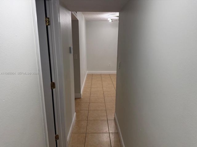 10625 SW 112th Ave 216, Miami, FL 33176