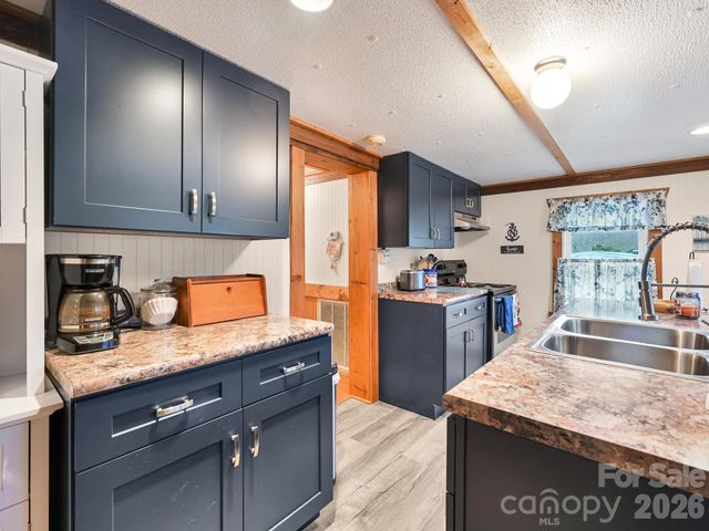 118 & 124 East Lawson Road, Hot Springs, NC 28743