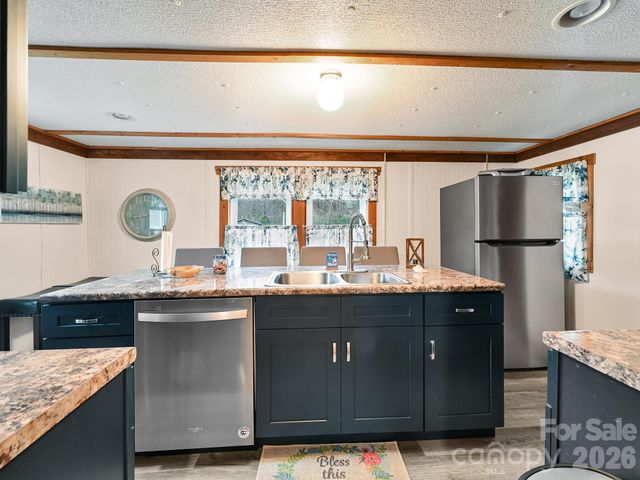 118 & 124 East Lawson Road, Hot Springs, NC 28743