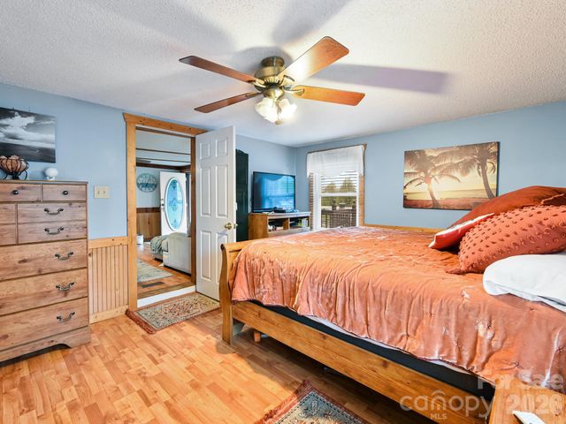 118 & 124 East Lawson Road, Hot Springs, NC 28743