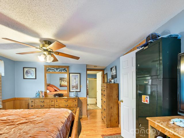 118 & 124 East Lawson Road, Hot Springs, NC 28743