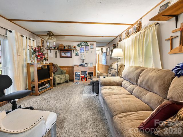 118 & 124 East Lawson Road, Hot Springs, NC 28743