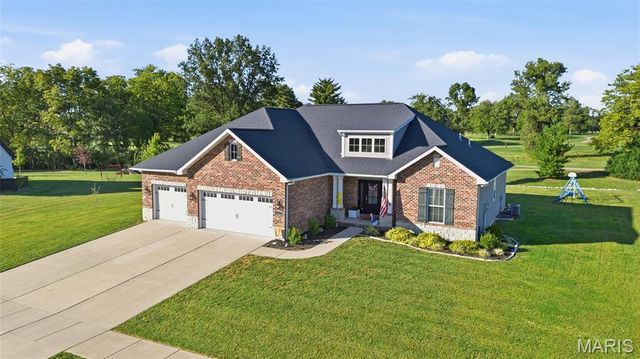 3717 Golfview Circle, Shiloh, IL 62221