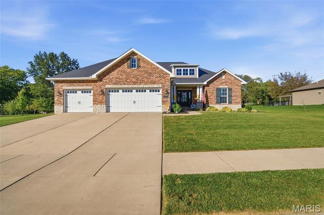 3717 Golfview Circle, Shiloh, IL 62221