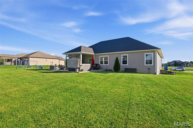3717 Golfview Circle, Shiloh, IL 62221
