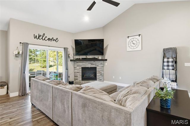 3717 Golfview Circle, Shiloh, IL 62221