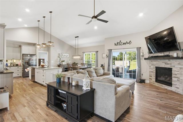 3717 Golfview Circle, Shiloh, IL 62221