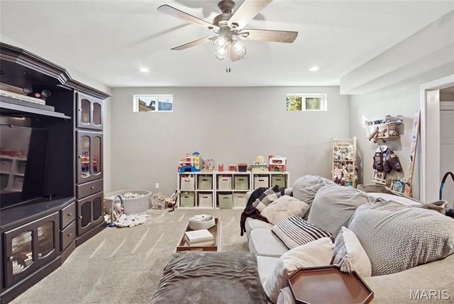 3717 Golfview Circle, Shiloh, IL 62221