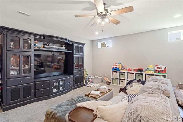 3717 Golfview Circle, Shiloh, IL 62221