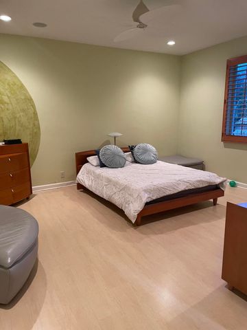 5532 ESTATE OAK Circle, Hollywood, FL 33312