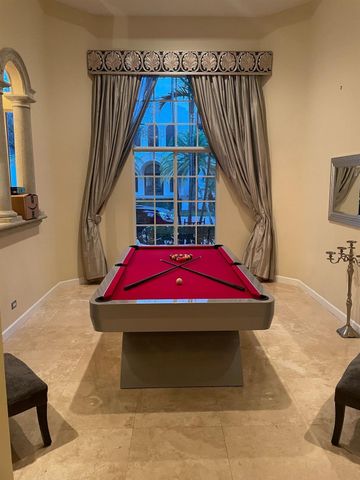 5532 ESTATE OAK Circle, Hollywood, FL 33312