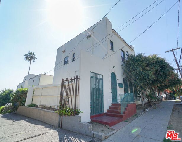 4520 Willow Brook Avenue, Los Angeles, CA 90029