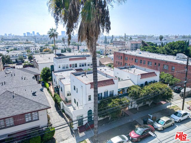 4520 Willow Brook Avenue, Los Angeles, CA 90029