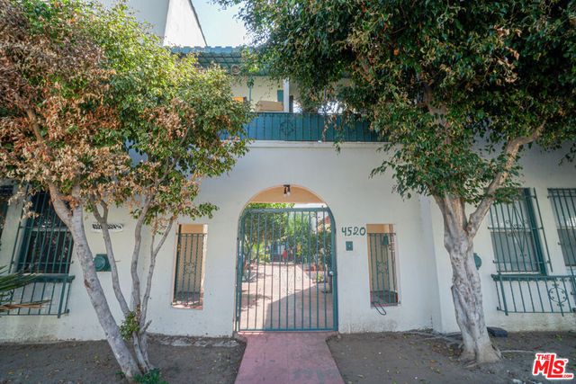 4520 Willow Brook Avenue, Los Angeles, CA 90029