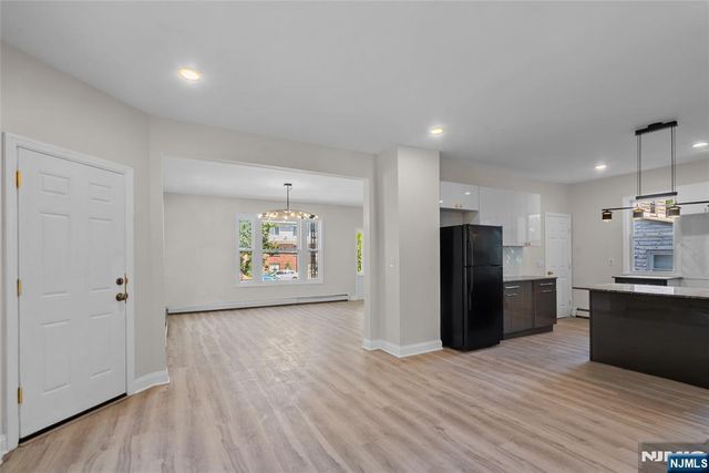 520 Grand Avenue, Rahway, NJ 07065