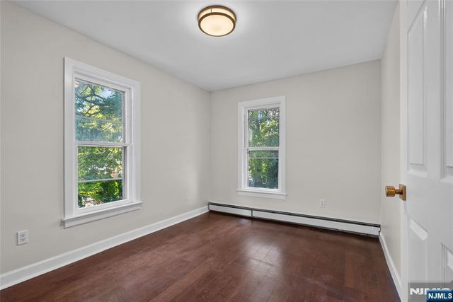 520 Grand Avenue, Rahway, NJ 07065
