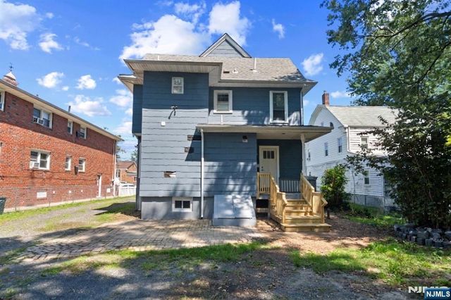 520 Grand Avenue, Rahway, NJ 07065