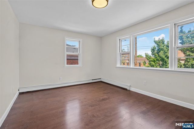520 Grand Avenue, Rahway, NJ 07065