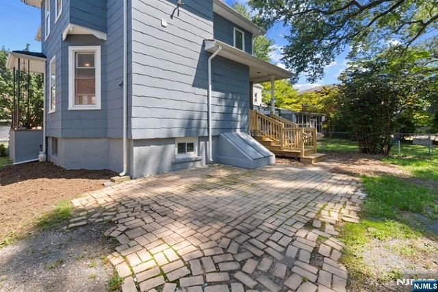520 Grand Avenue, Rahway, NJ 07065