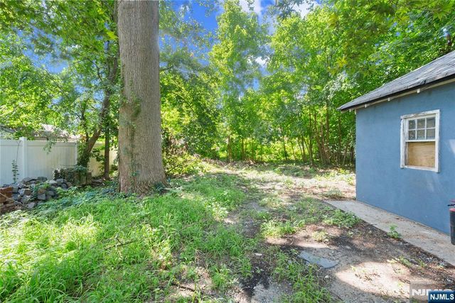 520 Grand Avenue, Rahway, NJ 07065