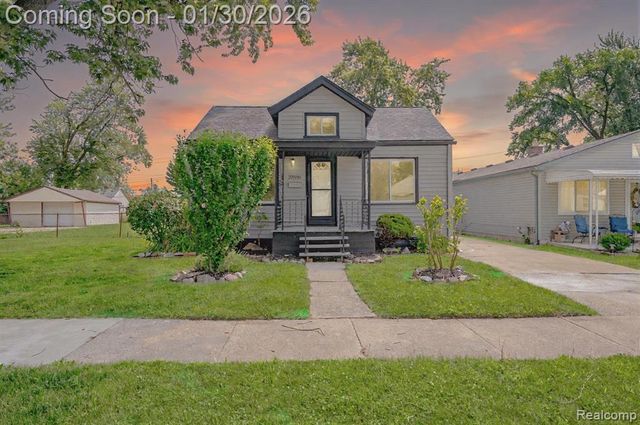 27500 Tighe Street, Roseville, MI 48066