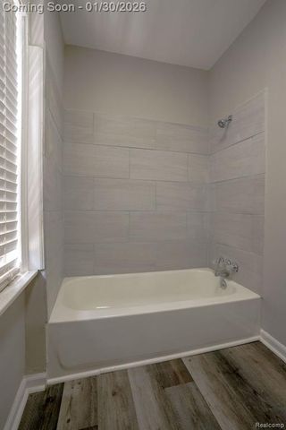 27500 Tighe Street, Roseville, MI 48066