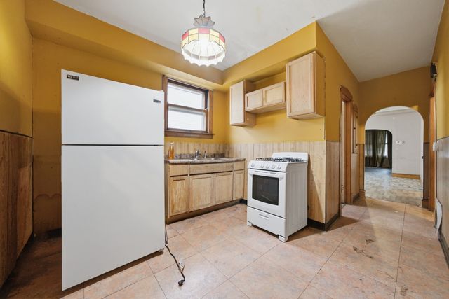 3422 W 60th Street, Chicago, IL 60629