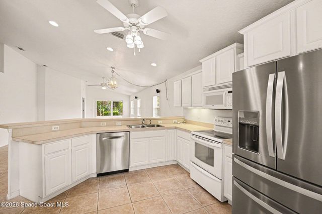 2194 Spring Creek Circle, Palm Bay, FL 32905