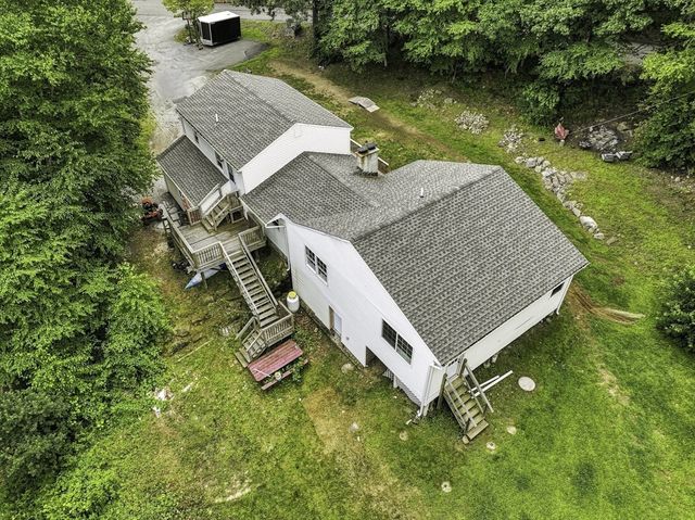 188 Maple St, Douglas, MA 01516