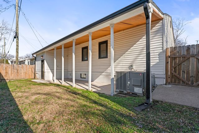 1310 Debow St, Old Hickory, TN 37138