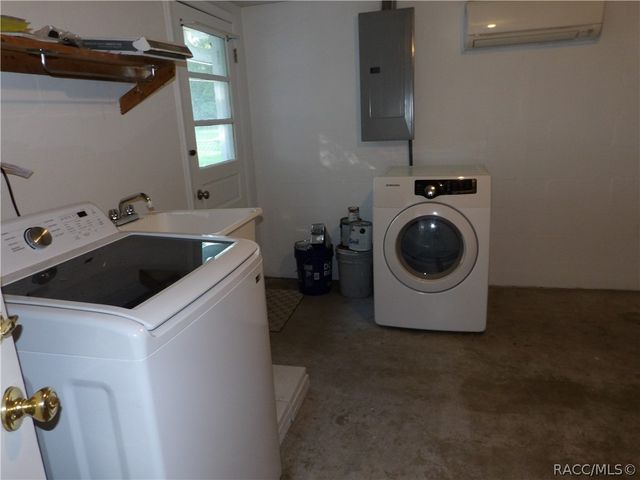 3 S Davis Street, Beverly Hills, FL 34465