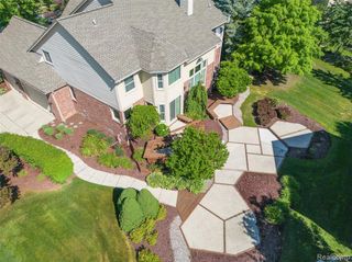 24084 Westmont Drive, Novi, MI 48374