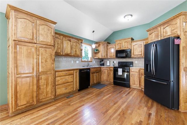 7286 SW Crystal Lane, Trimble, MO 64492