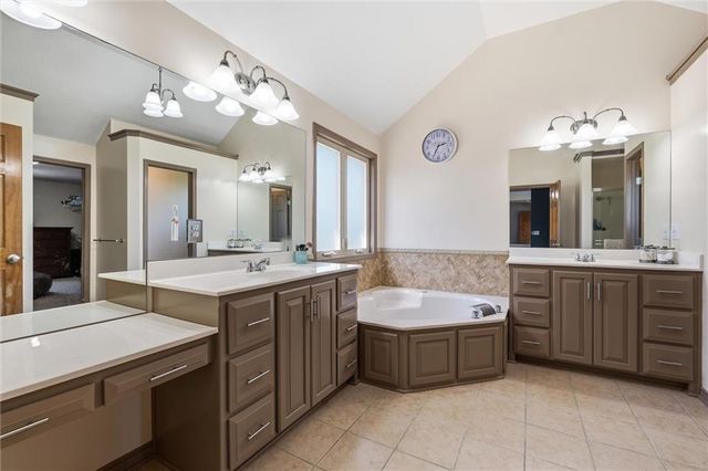 7286 SW Crystal Lane, Trimble, MO 64492
